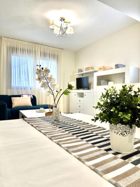Apartamento Puerta Cerrada Эсиха Экстерьер фото